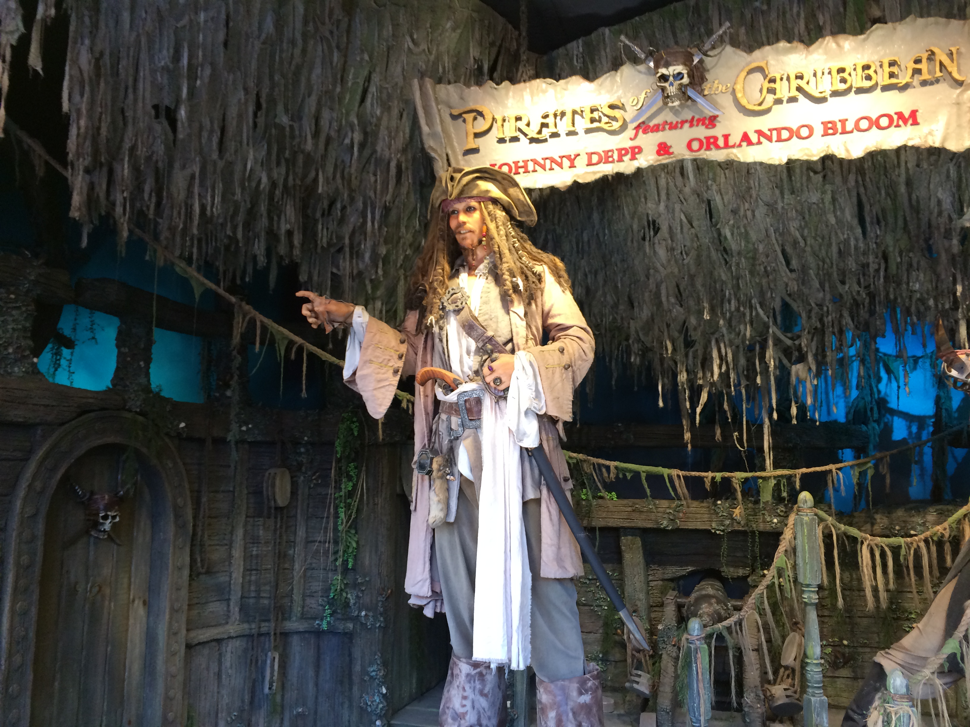 2015-09-22 18.23.46 Wax Museum at Clifton Hill, Niagara Falls, ON